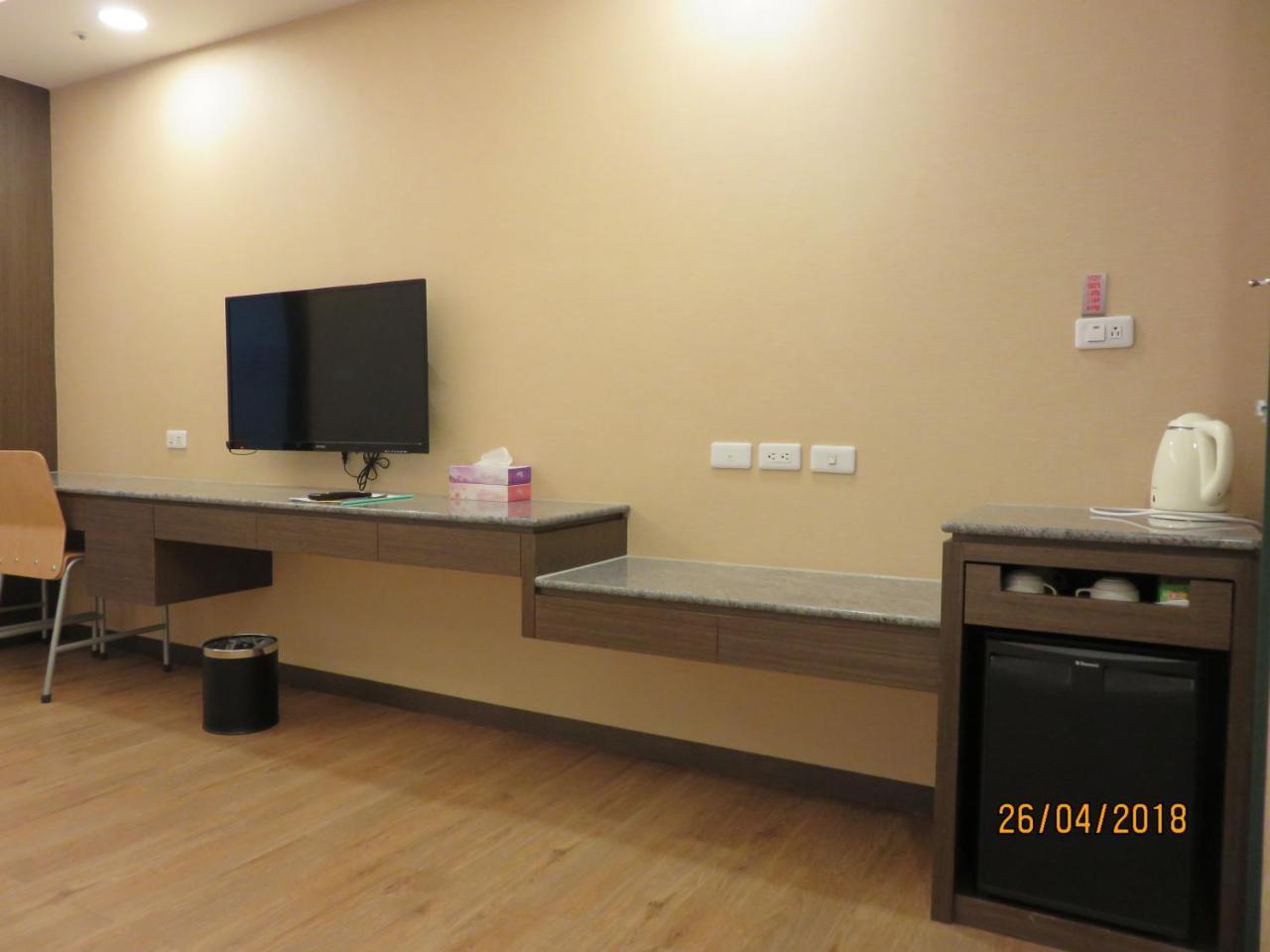 Mao Hua Motel Taichung Exterior foto